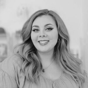 Chelsey: Leading Hair Stylist & Makeup Artist in Orlando